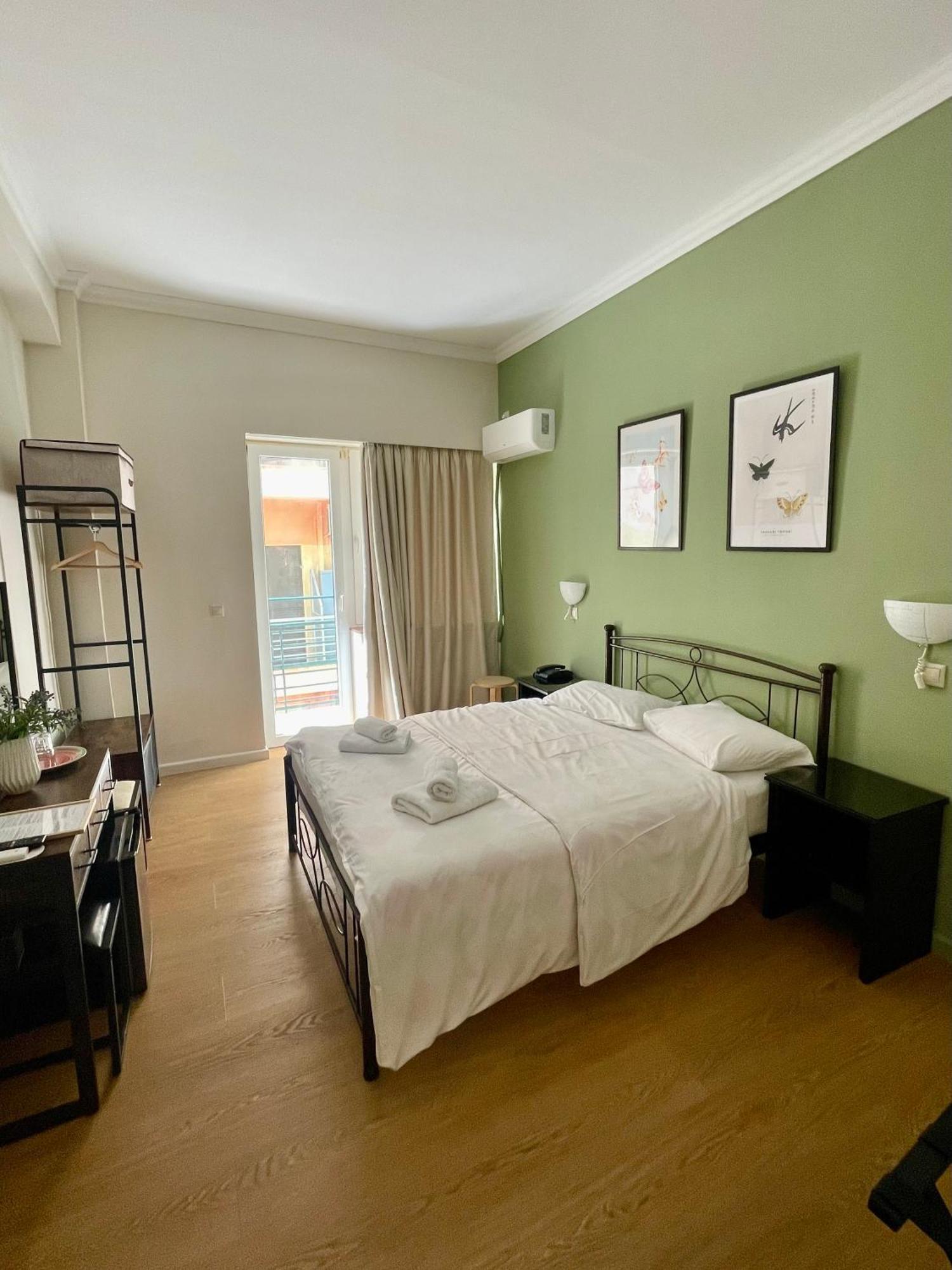 Grand Hotel Loutraki ภายนอก รูปภาพ