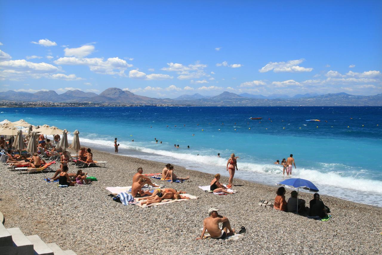 Grand Hotel Loutraki ภายนอก รูปภาพ