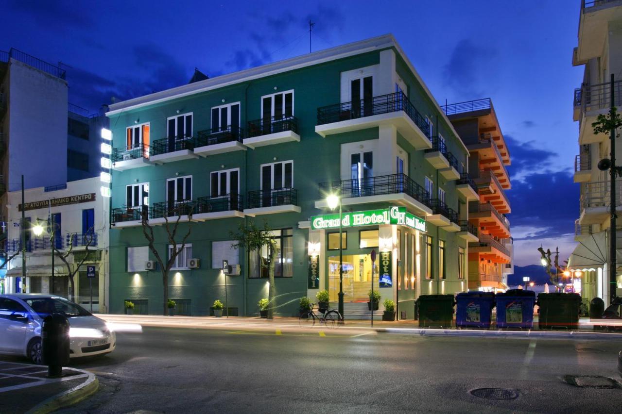 Grand Hotel Loutraki ภายนอก รูปภาพ