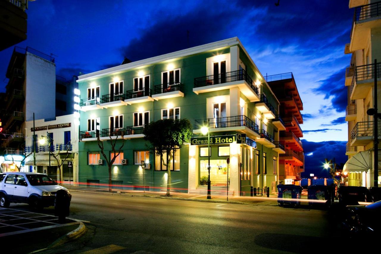 Grand Hotel Loutraki ภายนอก รูปภาพ