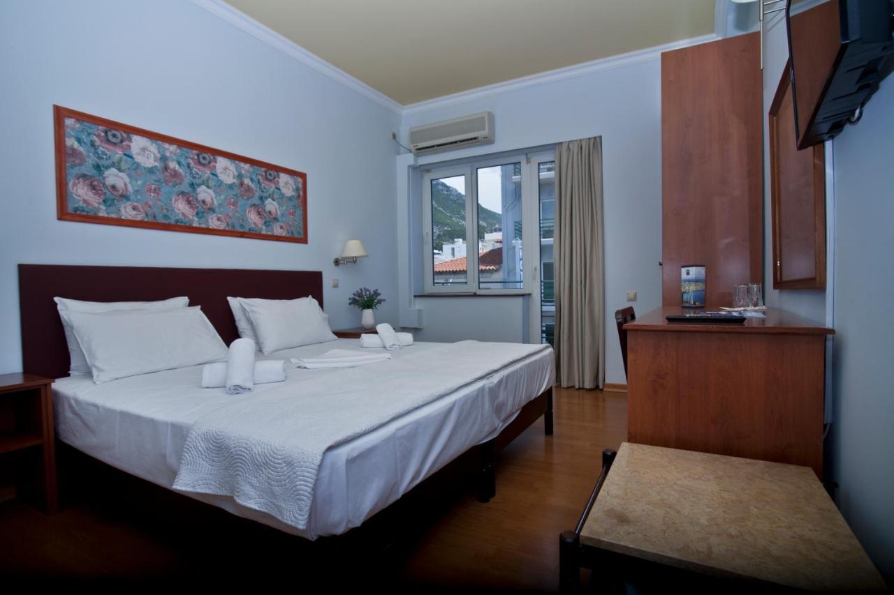 Grand Hotel Loutraki ภายนอก รูปภาพ