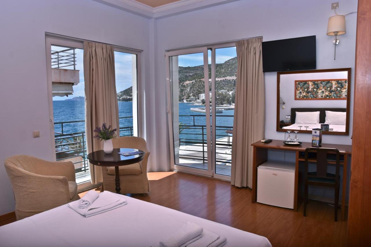Grand Hotel Loutraki ภายนอก รูปภาพ